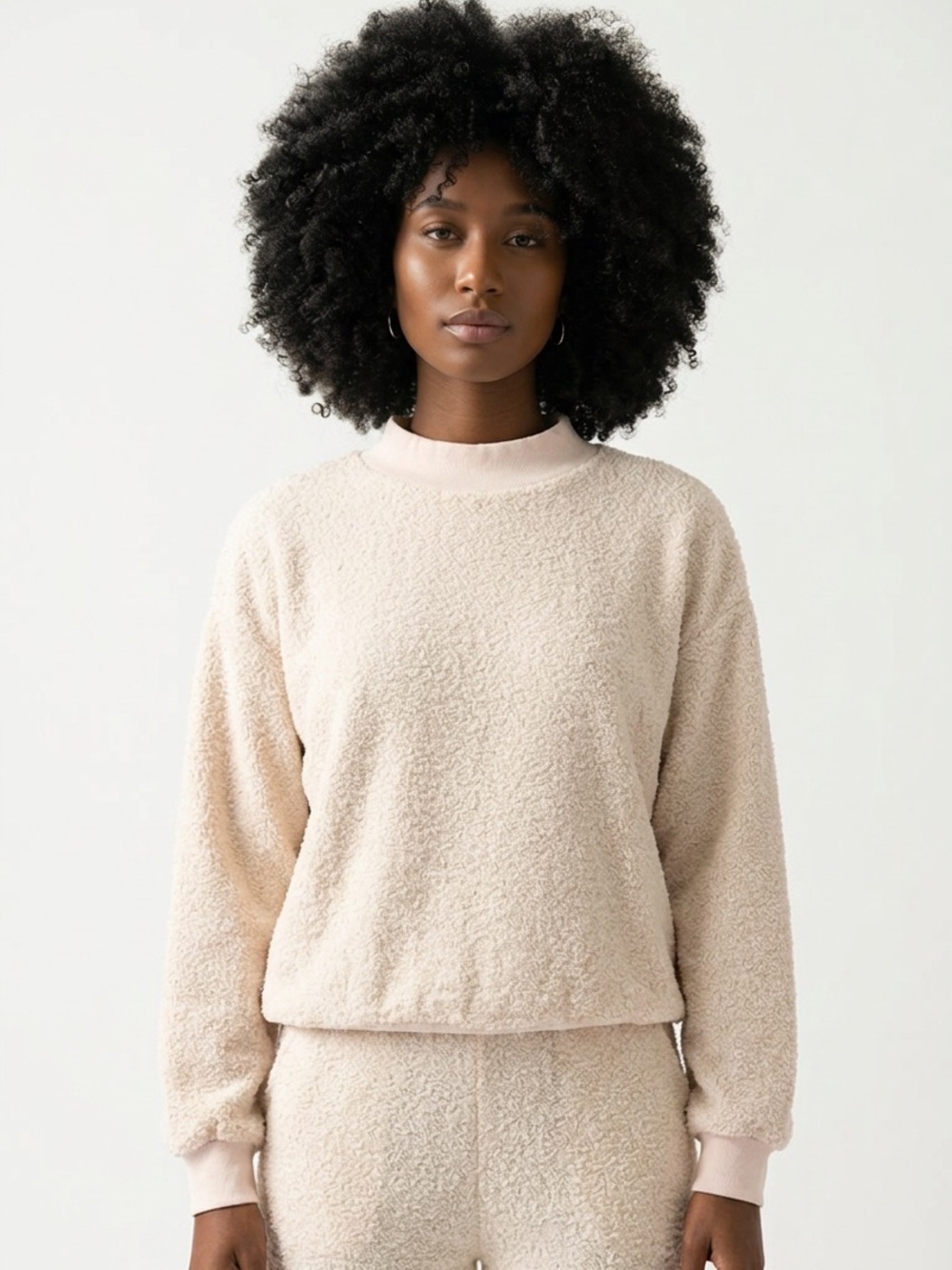 LISTICLE | Cream Crewneck Textured Pullover Sweatshirt Women’s Size Large
